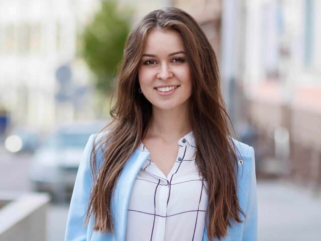 Hi! I'm Celina Menard